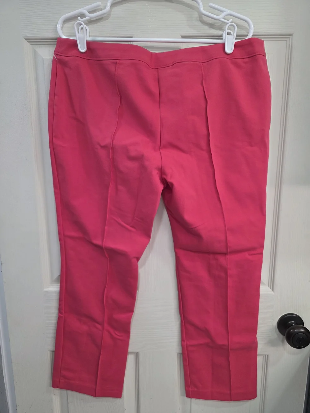 Nicole by Nicole Miller Hot Pink Cropped Slim Pants